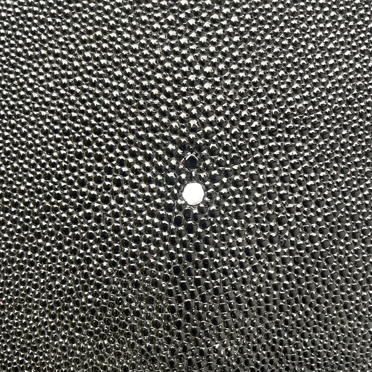Stingray Skin | Black with White Dot | 1.5/1.8mm | $161 ea.
